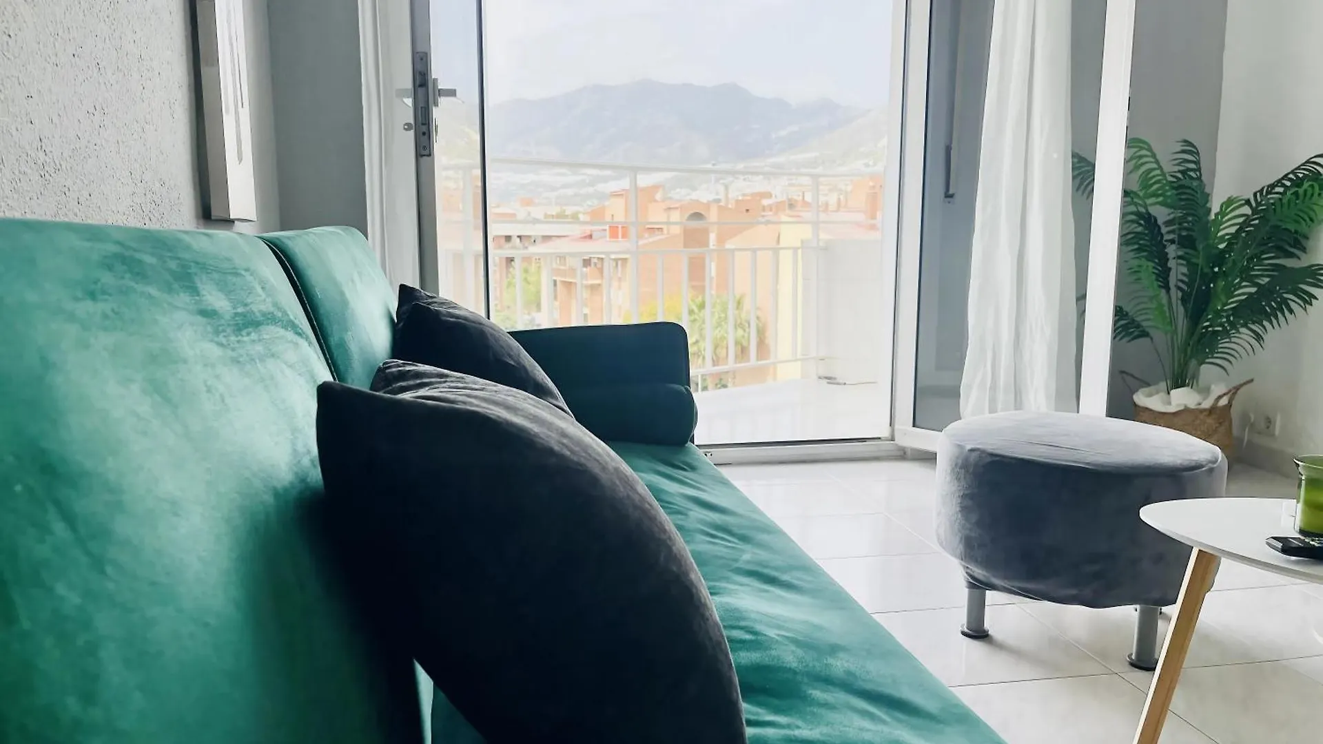 Moderno Apt Centrico A 1Km De La Playa Benalmadena 0*,